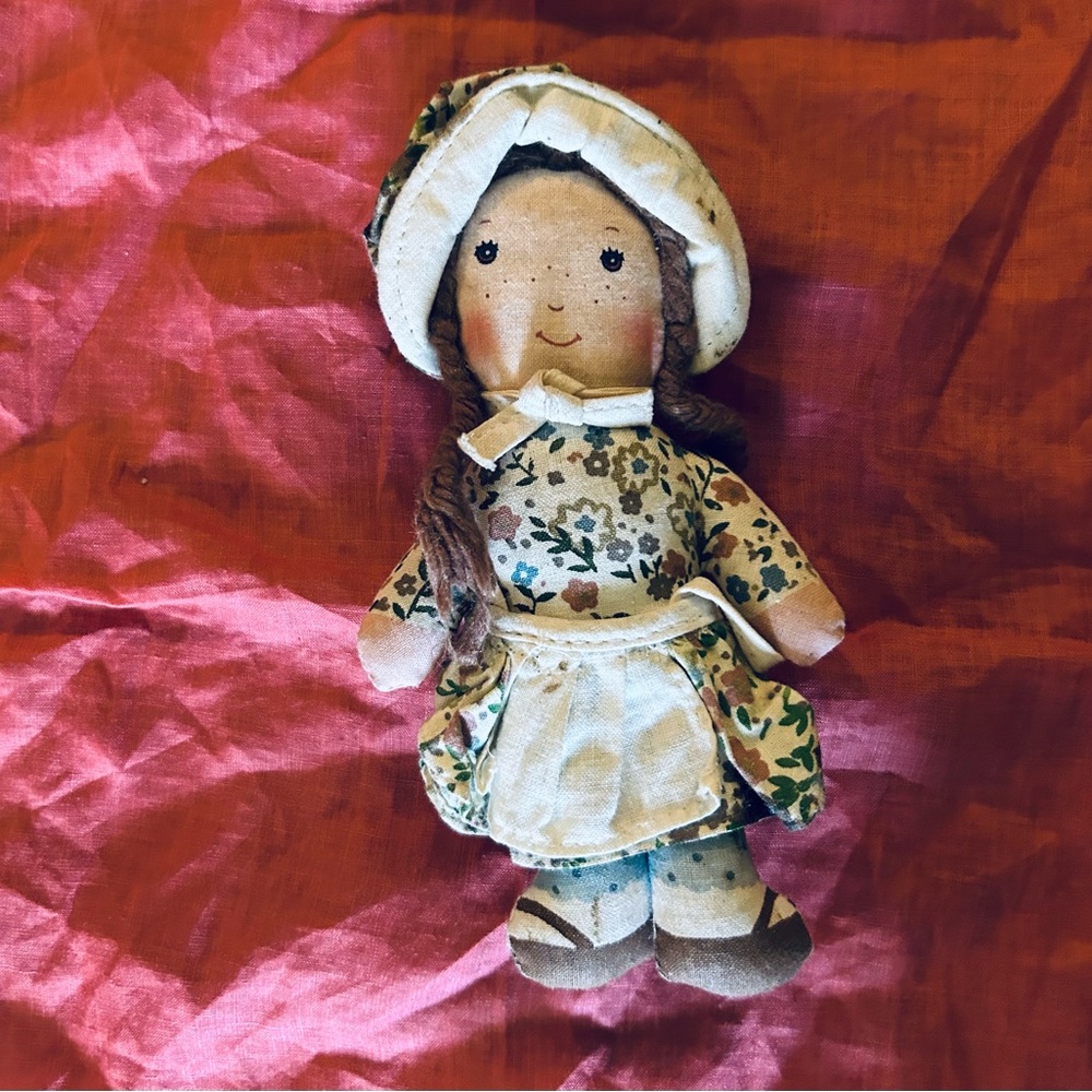 Holly Hobbie’s friend Heather Floral Rag Doll with Bonnet